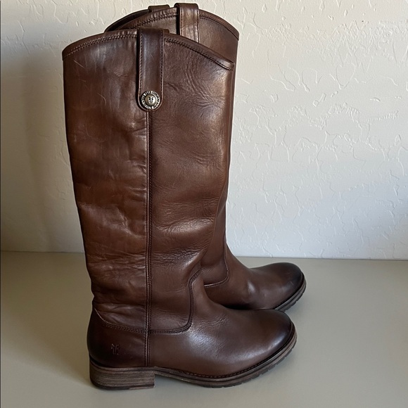 FRYE MELISSA BUTTON LUG TALL PULL ON BOOT in BROWN Sz 7 NWOT Msrp $358 - Picture 13 of 14
